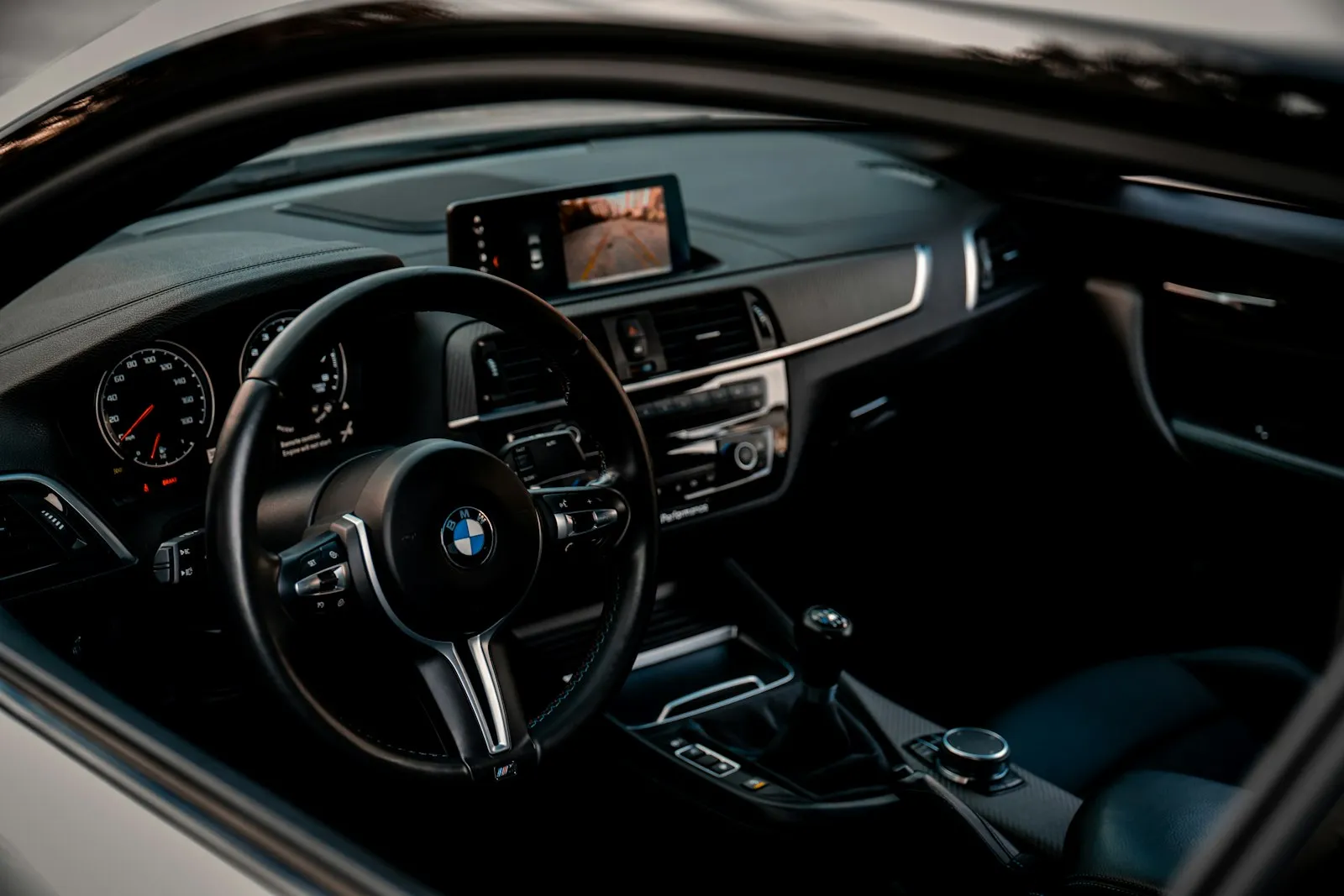 BMW 3 系 G20 · Focal 前声场 + DSP 调音 — 第 1 / 4 张