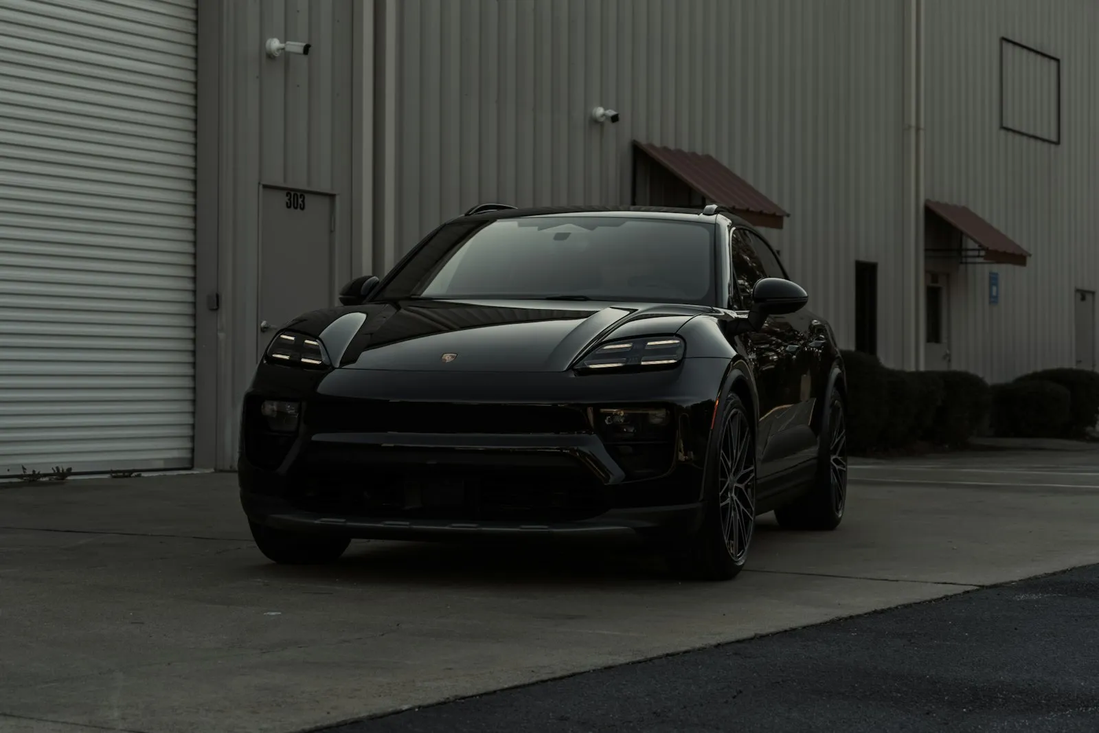 Porsche Macan · A 柱定制 + Helix 旗舰系统 — 第 1 / 4 张